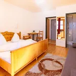 Cityhouse 3*